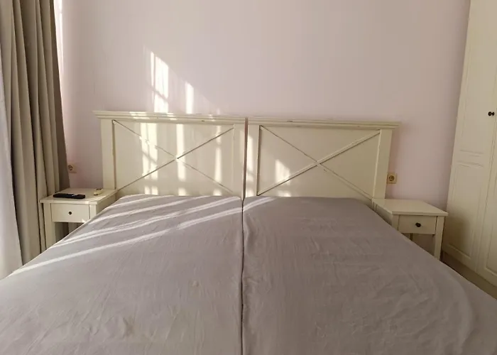 Sunny Center Appartement